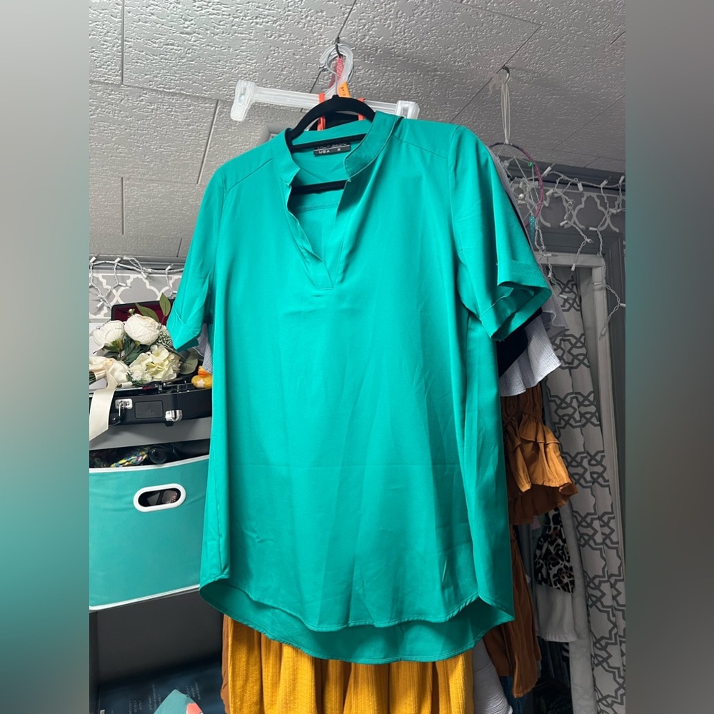Green/ Teal Blouse